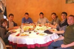 143-Els-Joves-a-Taula