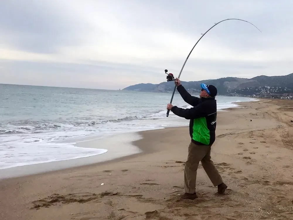 Llançament de gran distància des de la platja