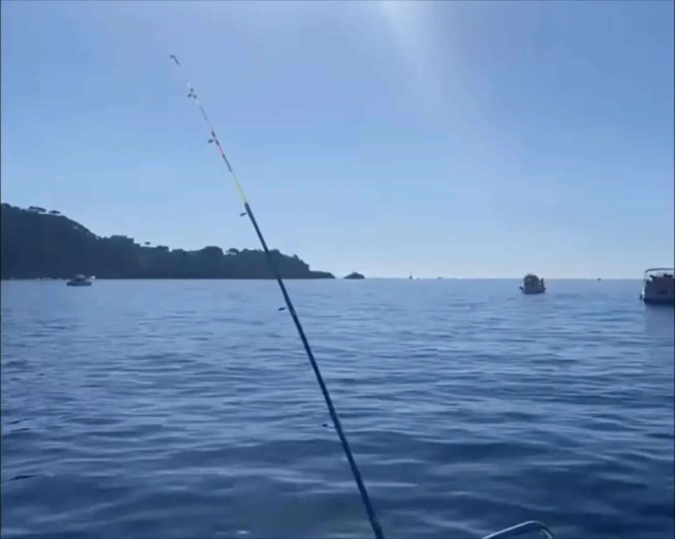 Canya en alta mar a la Costa Brava